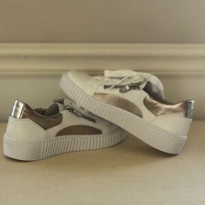 Gabor White and Silver Women's Sneakers